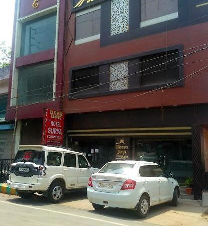 Hotel Surya Continental Lucknow Dış mekan fotoğraf